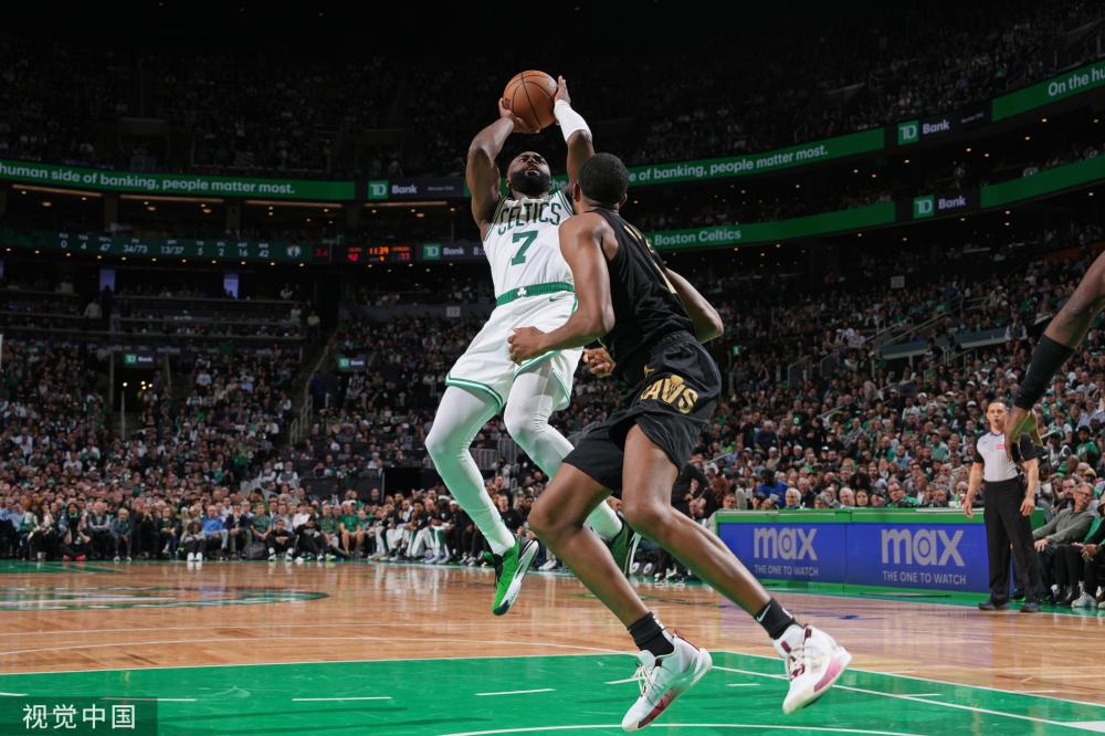 屡屡陷入紧 屡屡陷入紧