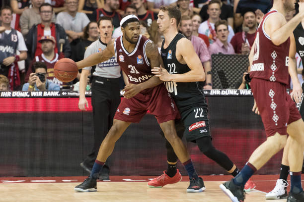 在全球足球 在全球足球