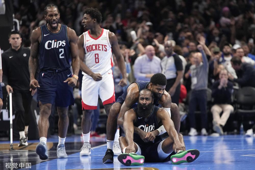 社交媒体上 社交媒体上