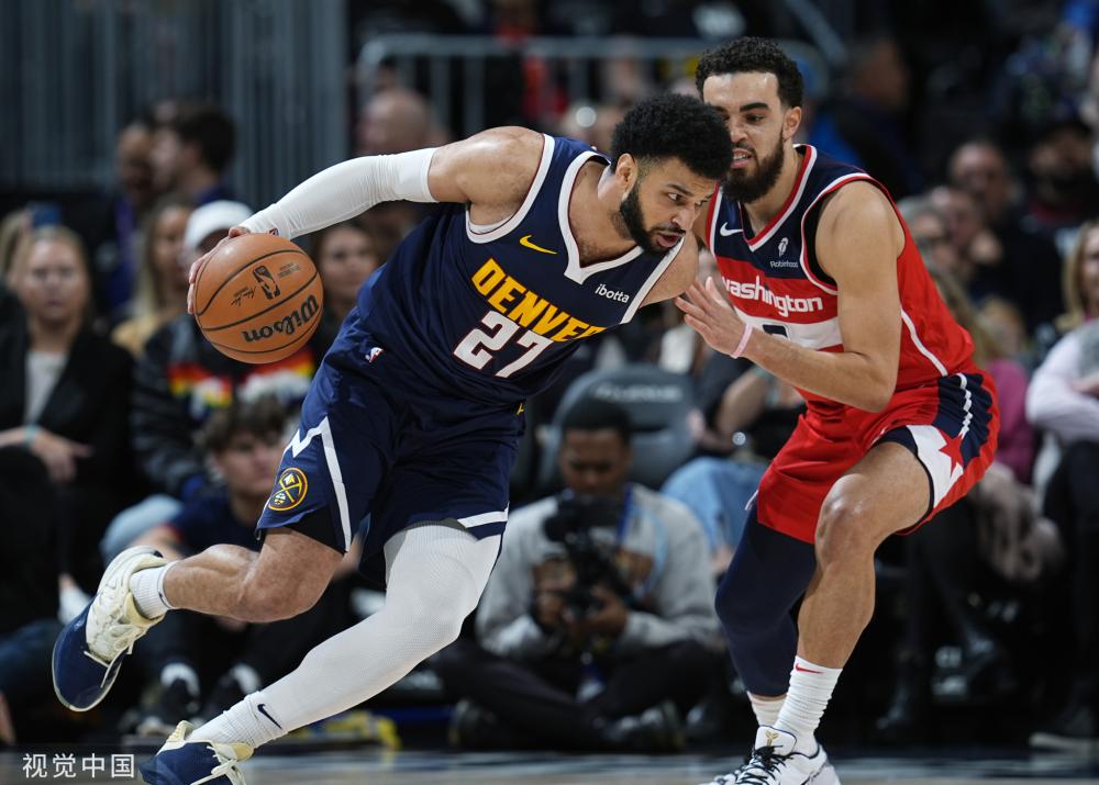 并赢得了多 并赢得了多